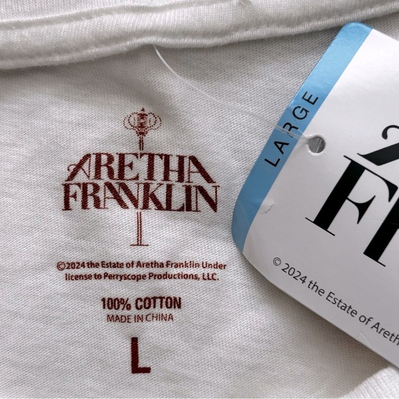 Aretha Franklin Graphic Short Sleeve Crewneck Tee - Picture 4 of 8